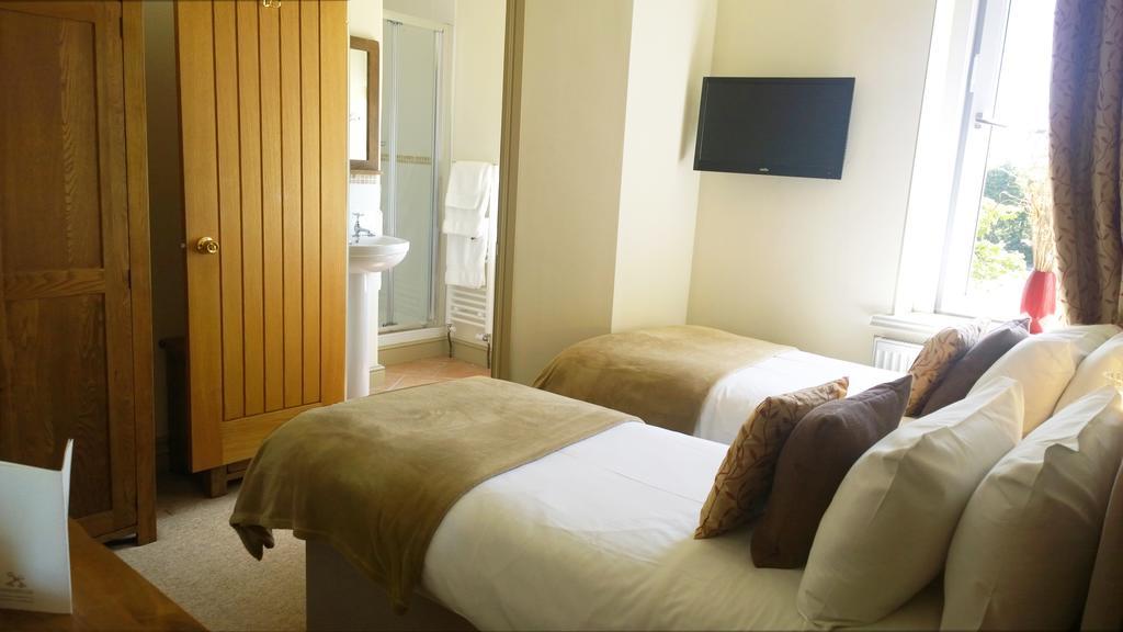 Cross Keys Inn Lydford-on-Fosse Buitenkant foto